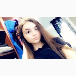 Meet your Posher, Gina